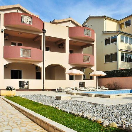 Apartmani Bulajic Тиват Екстериор снимка
