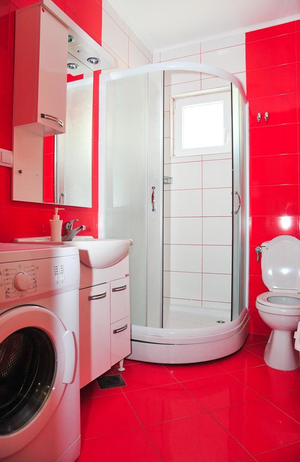 Apartmani Bulajic Тиват Екстериор снимка