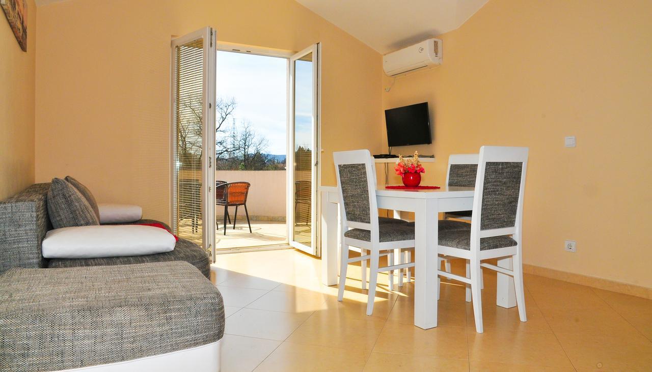 Apartmani Bulajic Тиват Екстериор снимка